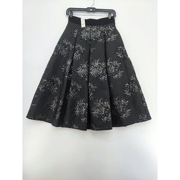 White House Black Market Black With Metallic Shadow Stripe Full Skirt Size0